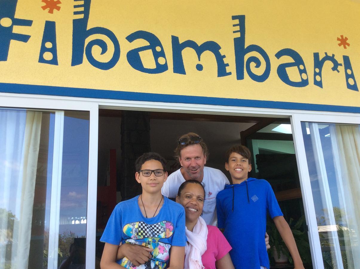 Отель Tibambari Bouchon Экстерьер фото
