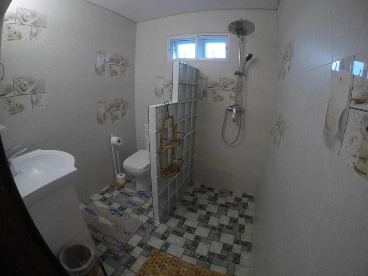 Отель Tibambari Bouchon Экстерьер фото